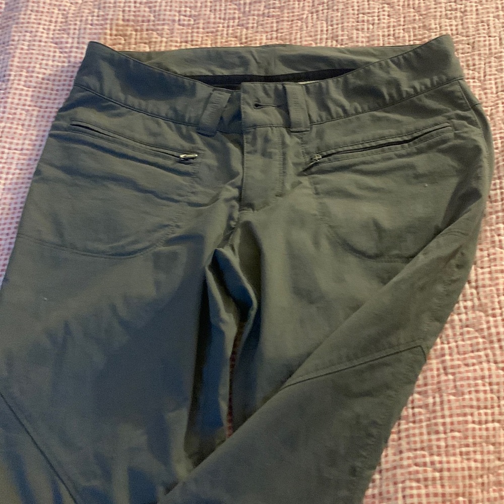 Casual Columbia dk grey pants